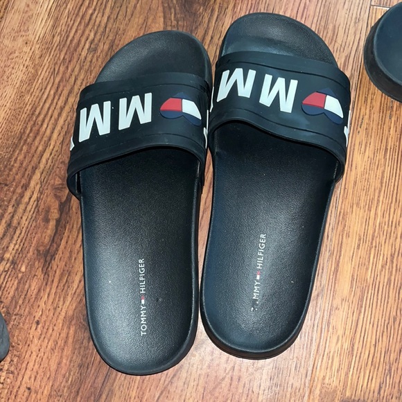 Tommy Hilfiger Slides - Picture 1 of 2
